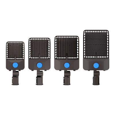 省エネのLED路灯 170LM/W ±10%の照明効率とIP66評価